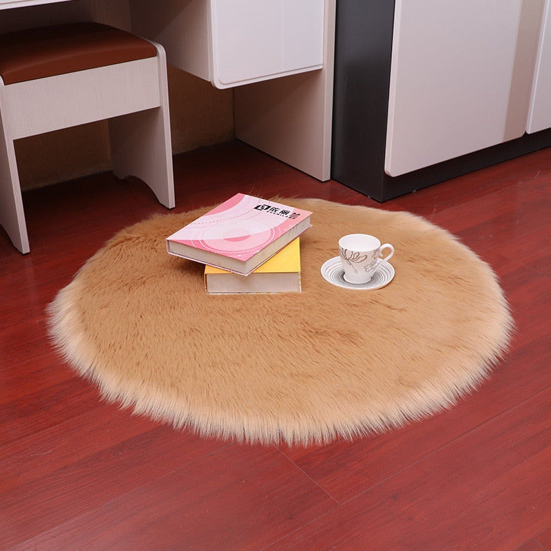 Plush Round Carpet