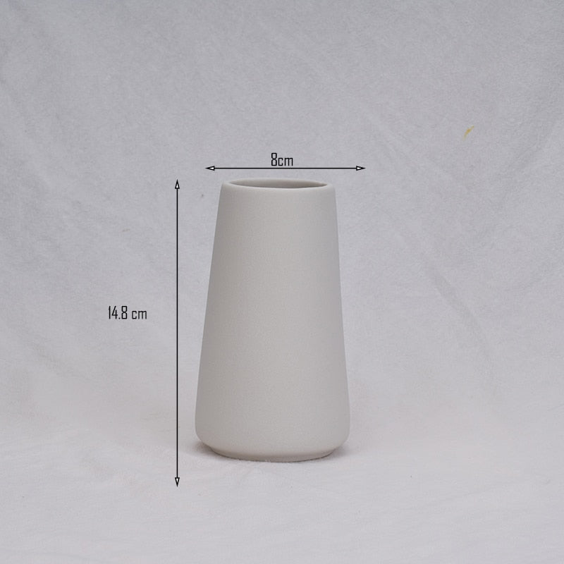 Simple Ceramic Dining Table Vase