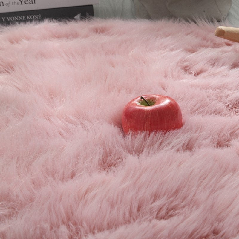 Plush Round Carpet