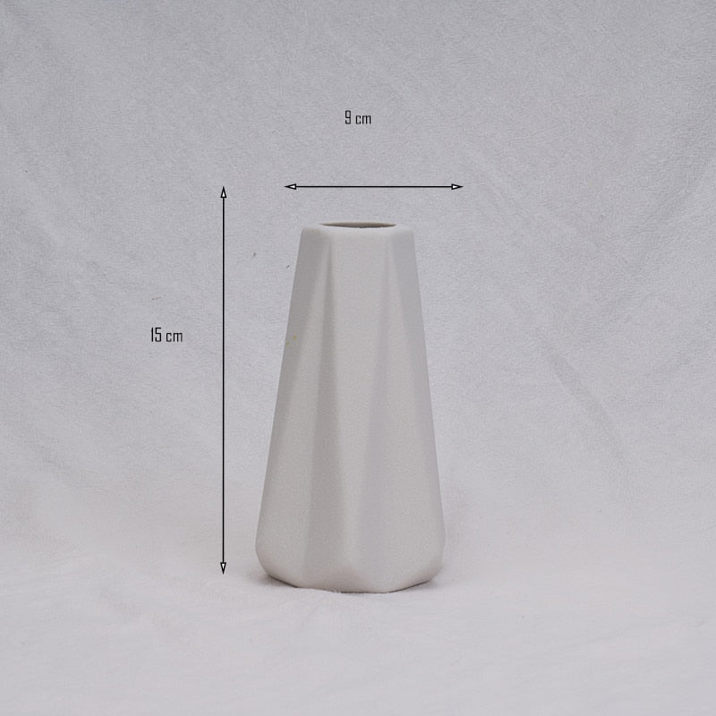 Simple Ceramic Dining Table Vase